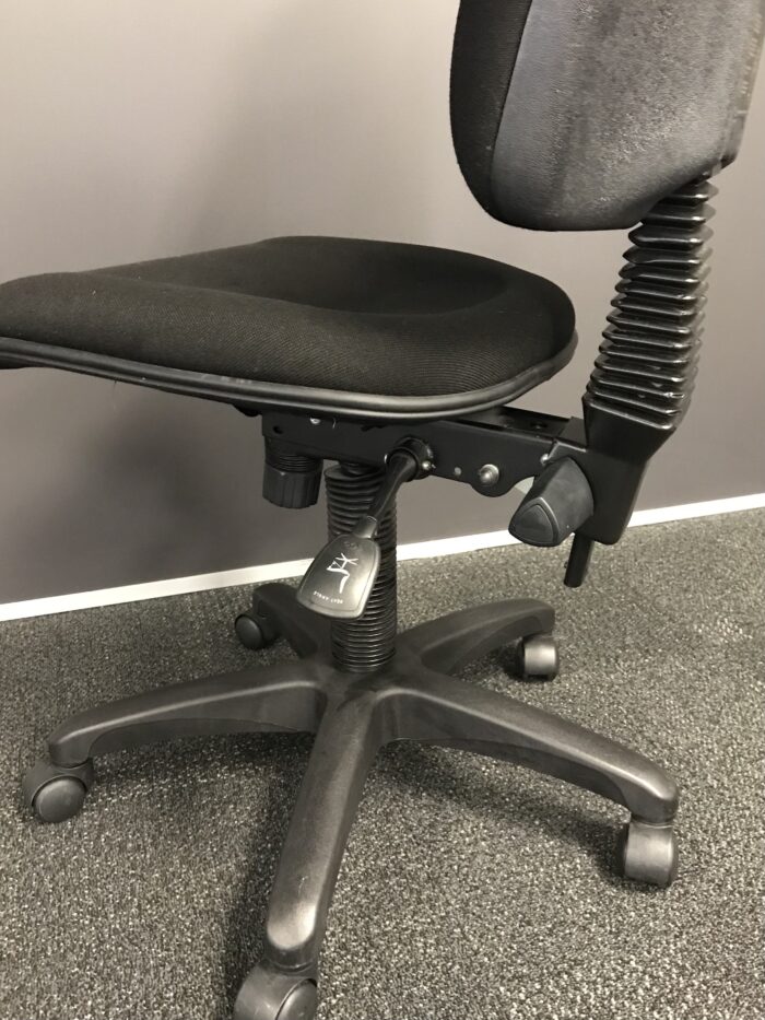 Spectrum 3 Ergonomic Task Chair – Eden Office - Image 5